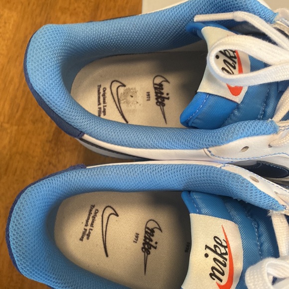 Air Force 1 (price FIRM) - Picture 3 of 6